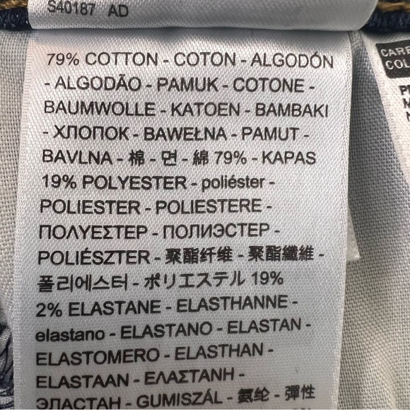 Levi's Mid Length Shorts Dark wash Rolled Cuffs Size 26 - Picture 11 of 12